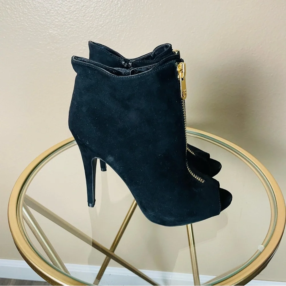 Guess Black Suede High Heels Peep Toe 4 Inch Zip Up Open Toe Heels 8 M New - Picture 5 of 10